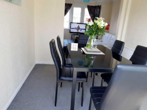 Blackpoolholidaylets Salmesbury Avenue Families And Contractors only